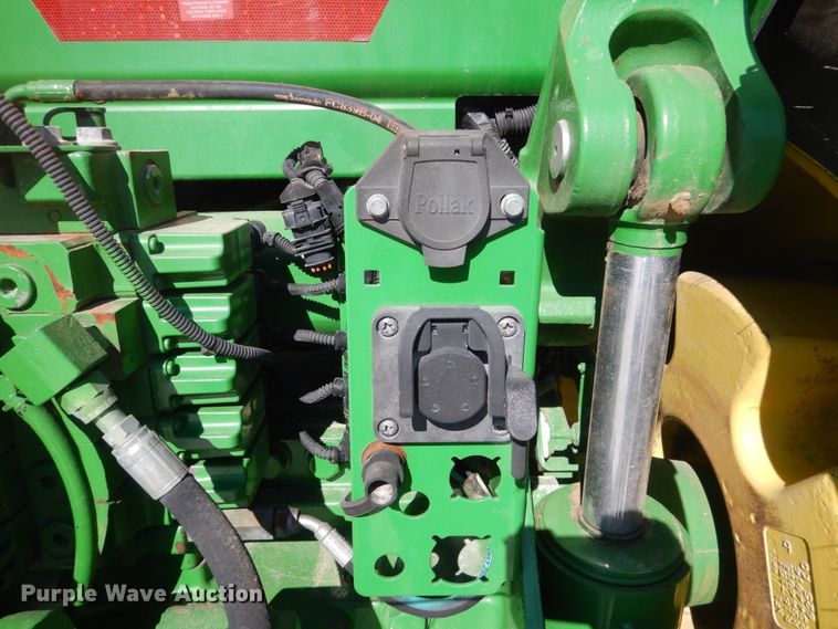 image for item GW9561 2013 John Deere 8310R MFWD tractor