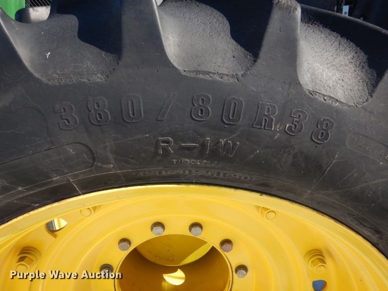 image for item GW9561 2013 John Deere 8310R MFWD tractor