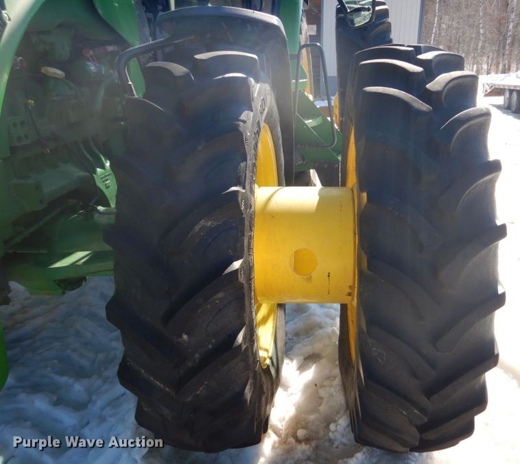 image for item GW9561 2013 John Deere 8310R MFWD tractor