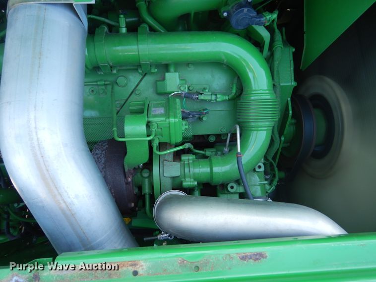 image for item GW9562 2012 John Deere S680 STS combine