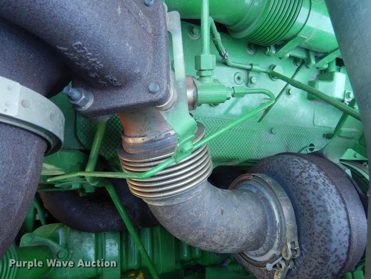 image for item GW9562 2012 John Deere S680 STS combine