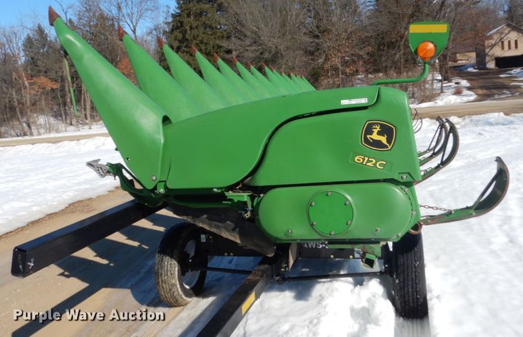image for item GW9563 2012 John Deere 612C StalkMaster corn head
