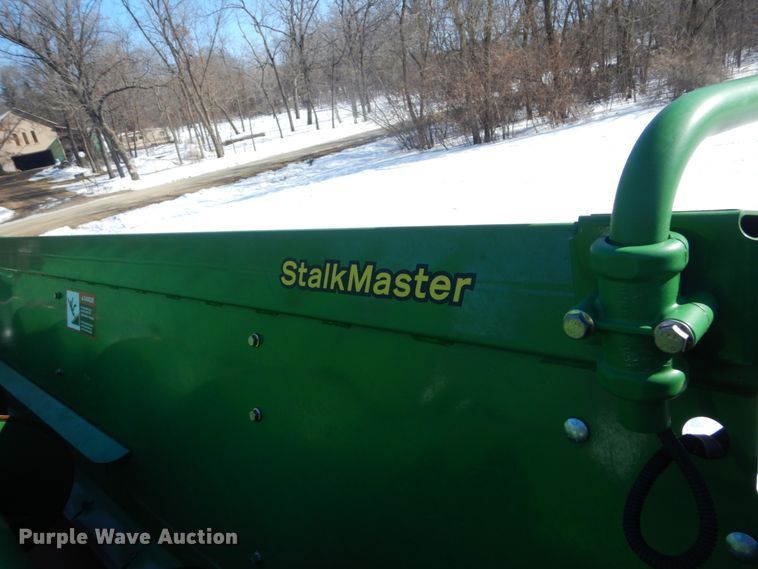 image for item GW9563 2012 John Deere 612C StalkMaster corn head