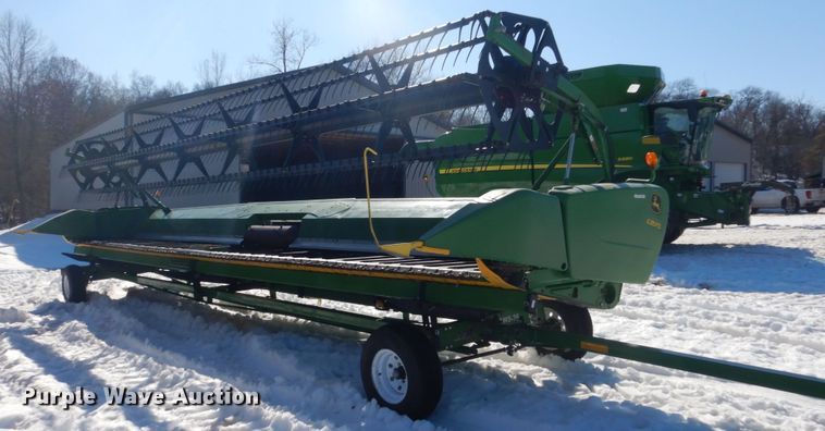 image for item GW9564 2010 John Deere 635FD HydraFlex flex head