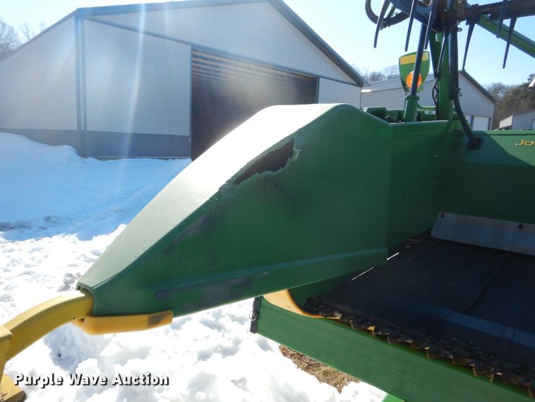 image for item GW9564 2010 John Deere 635FD HydraFlex flex head