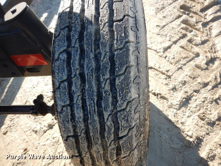 image for item GW9565 Unverferth AWS-36 header trailer