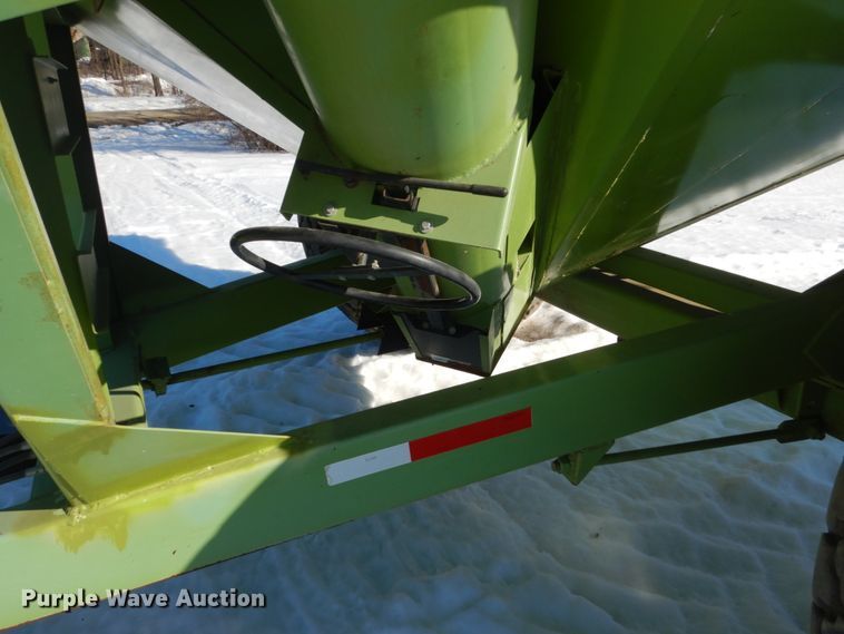 image for item GW9568 Parker 614 grain cart