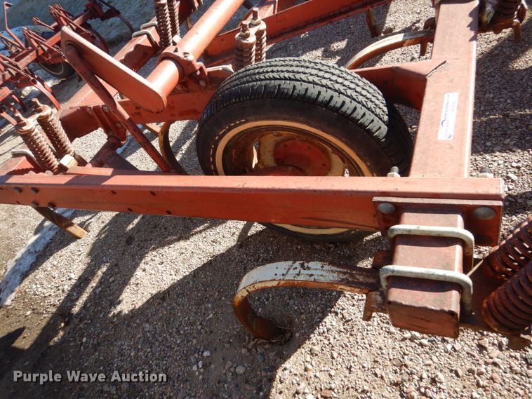 image for item GW9593 (2) chisels