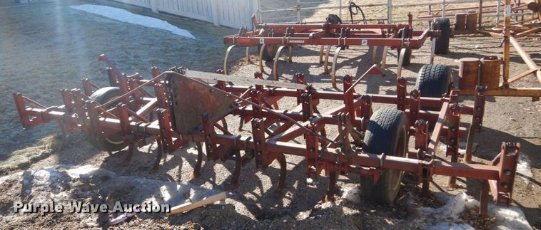 image for item GW9593 (2) chisels