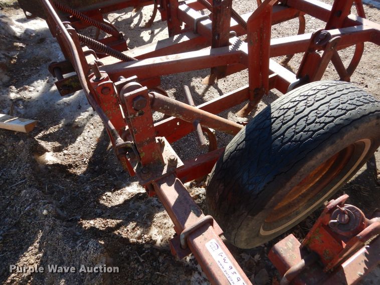 image for item GW9593 (2) chisels