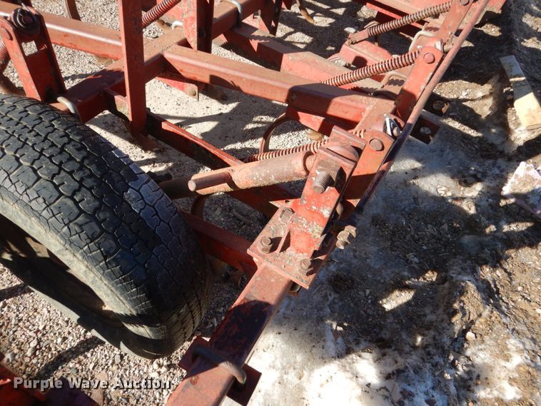 image for item GW9593 (2) chisels