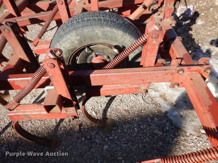 image for item GW9593 (2) chisels