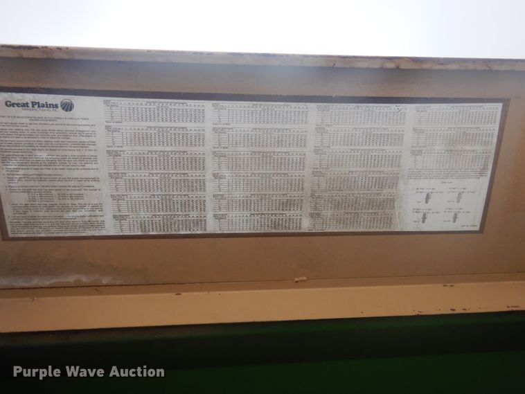 image for item GX9849 Great Plains Solid Stand 20 grain drill