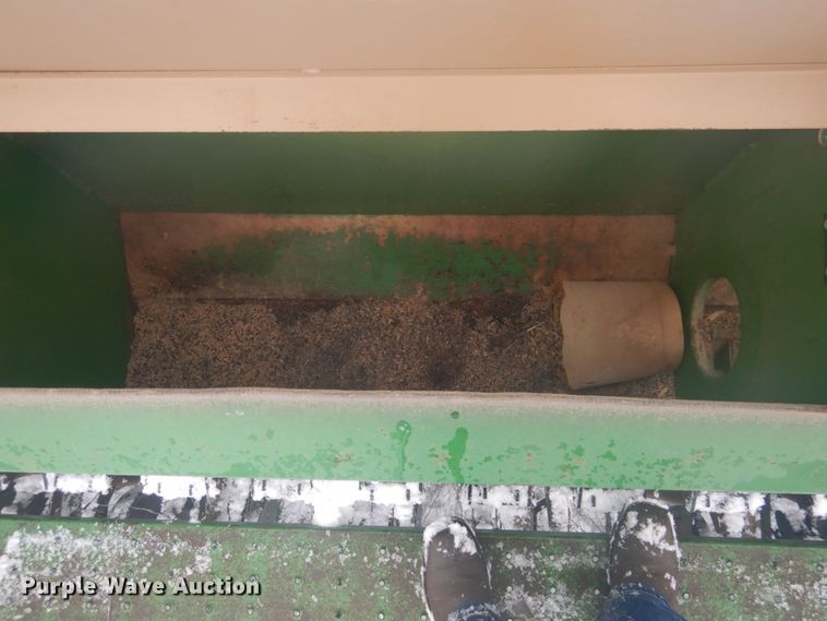 image for item GX9849 Great Plains Solid Stand 20 grain drill