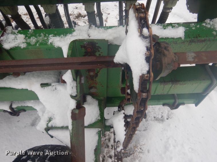 image for item GX9849 Great Plains Solid Stand 20 grain drill