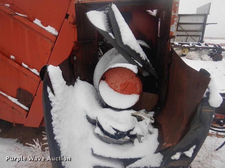 image for item GX9851 Hesston 4870 square bale processor