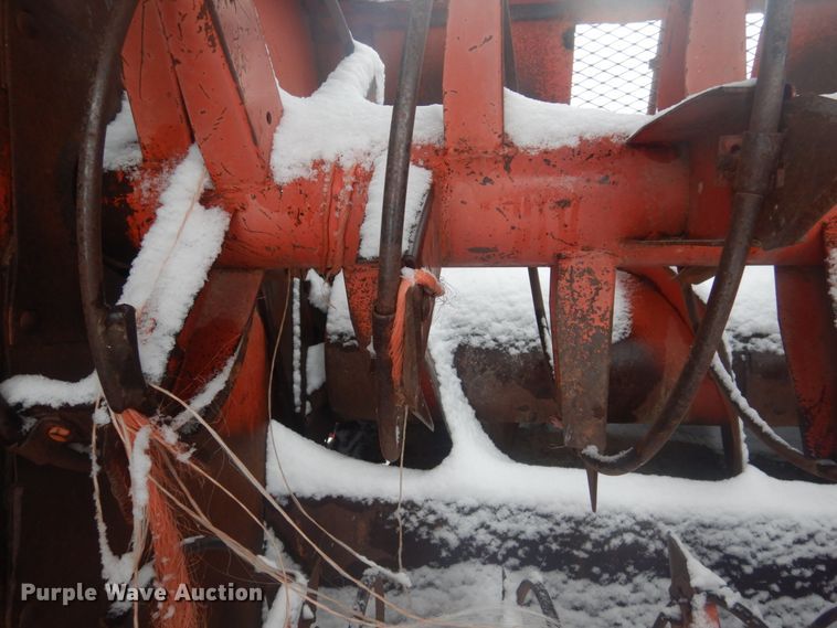 image for item GX9851 Hesston 4870 square bale processor