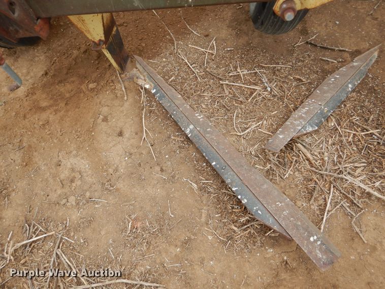 image for item GX9853 Tillage equipment