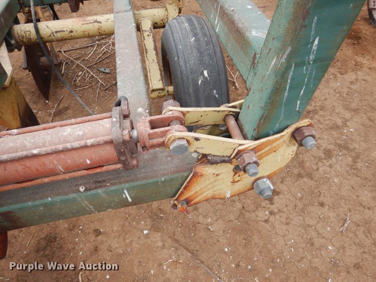 image for item GX9853 Tillage equipment