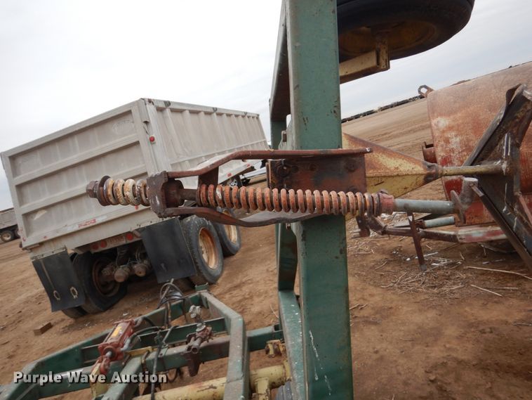 image for item GX9853 Tillage equipment