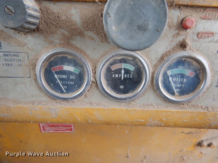 image for item GX9854 Caterpillar D6B dozer