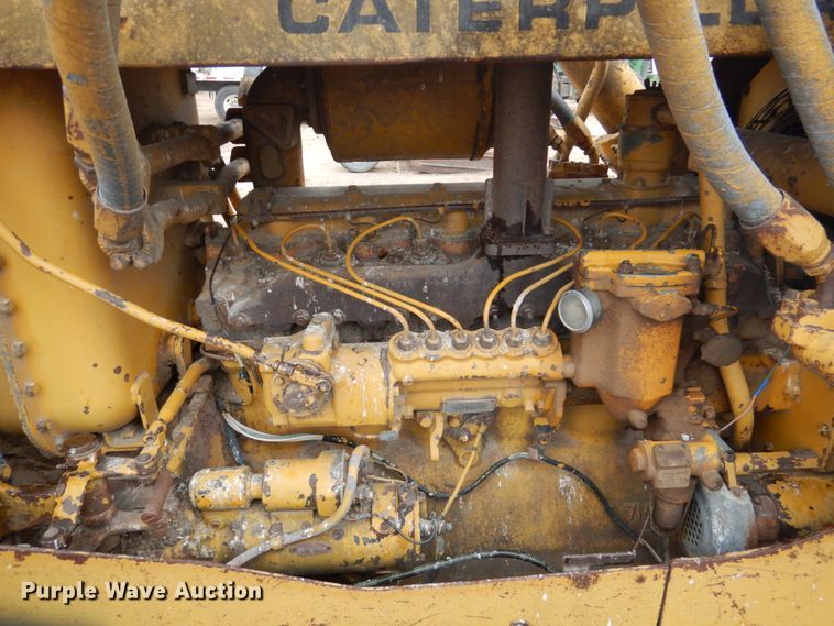 image for item GX9854 Caterpillar D6B dozer
