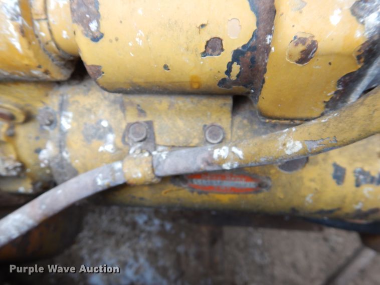 image for item GX9854 Caterpillar D6B dozer