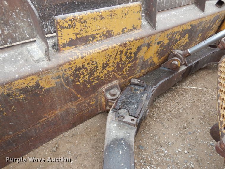 image for item GX9854 Caterpillar D6B dozer