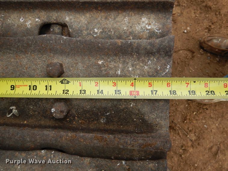 image for item GX9854 Caterpillar D6B dozer