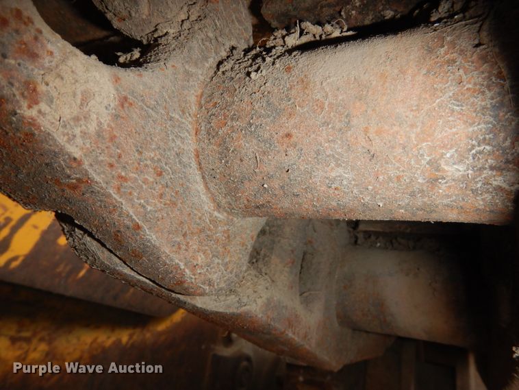 image for item GX9854 Caterpillar D6B dozer