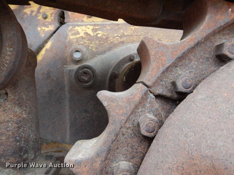 image for item GX9854 Caterpillar D6B dozer