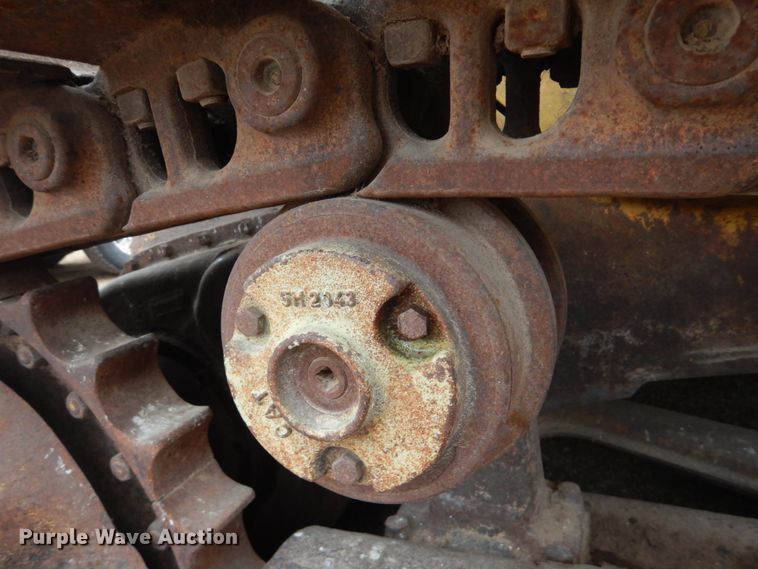 image for item GX9854 Caterpillar D6B dozer