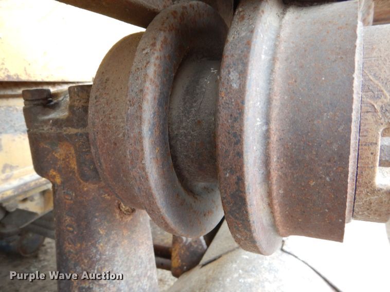 image for item GX9854 Caterpillar D6B dozer