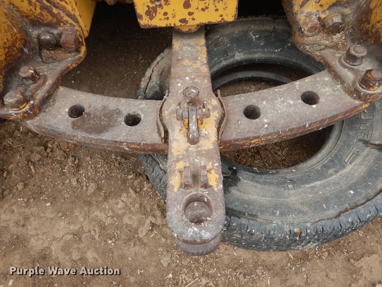 image for item GX9854 Caterpillar D6B dozer