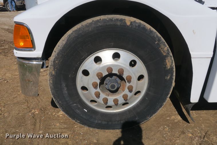 image for item DB10000 1998 Peterbilt 377 semi truck