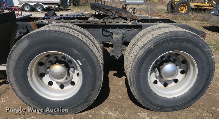 image for item DB10000 1998 Peterbilt 377 semi truck