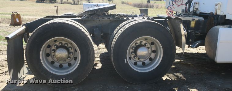 image for item DB10000 1998 Peterbilt 377 semi truck