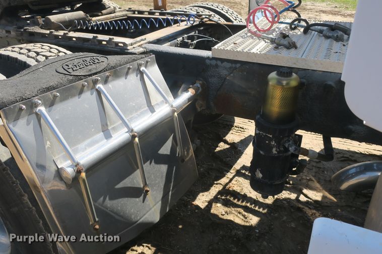 image for item DB10000 1998 Peterbilt 377 semi truck