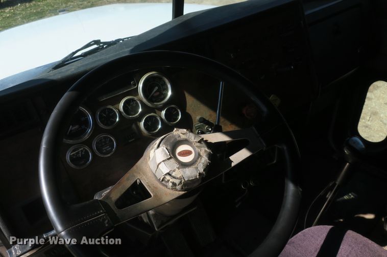 image for item DB10000 1998 Peterbilt 377 semi truck