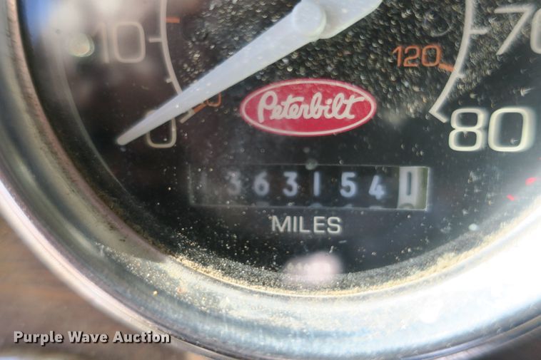 image for item DB10000 1998 Peterbilt 377 semi truck
