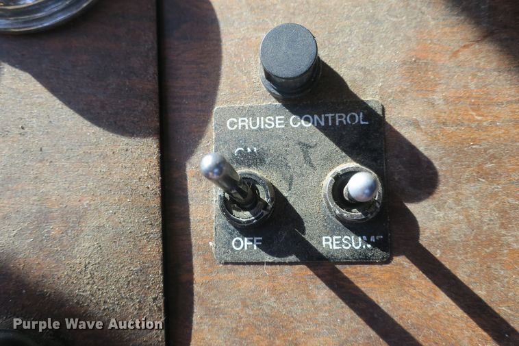 image for item DB10000 1998 Peterbilt 377 semi truck