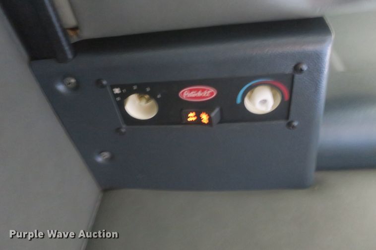 image for item DB10000 1998 Peterbilt 377 semi truck