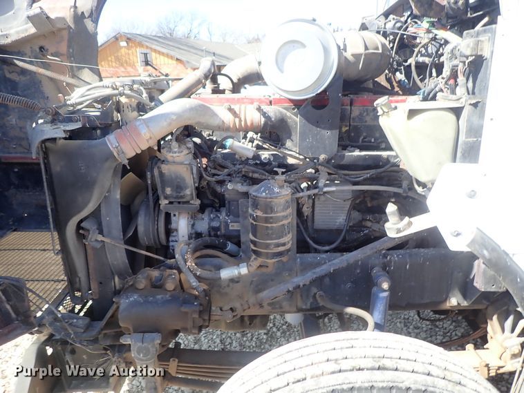 image for item DC3292 1996 Kenworth T800 semi truck