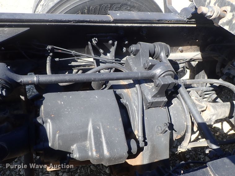 image for item DC3292 1996 Kenworth T800 semi truck