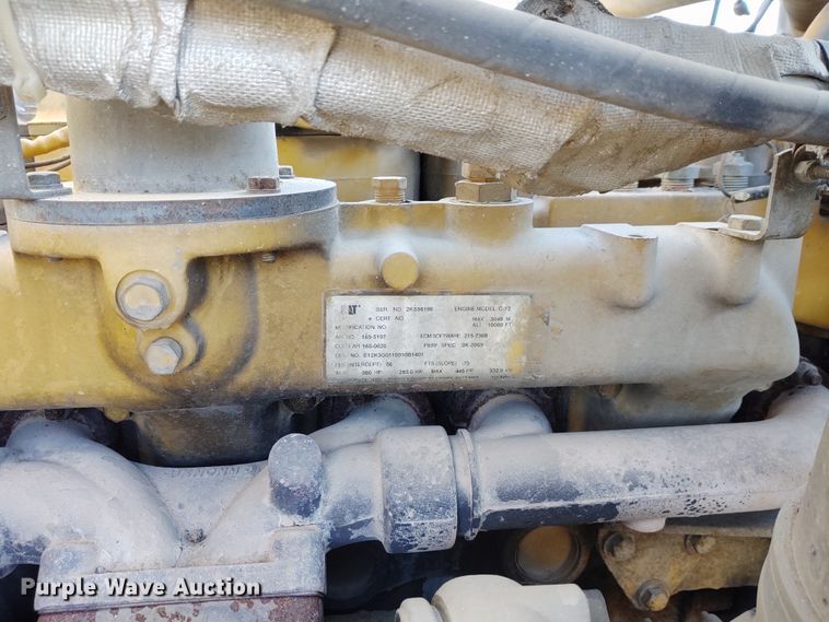 image for item DE6902 2003 Kenworth T800 semi truck