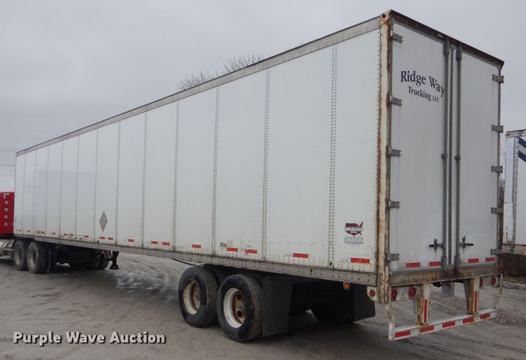 image for item DF3017 2000 Wabash dry van trailer