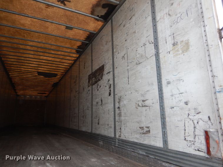 image for item DF3017 2000 Wabash dry van trailer