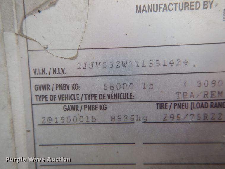 image for item DF3017 2000 Wabash dry van trailer