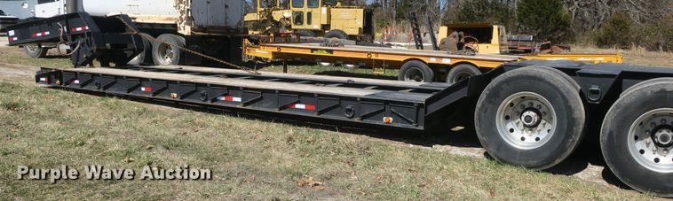 image for item DF5083 1995 Witzco Challenger RG35 lowboy equipment trailer