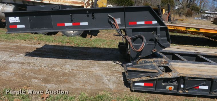 image for item DF5083 1995 Witzco Challenger RG35 lowboy equipment trailer